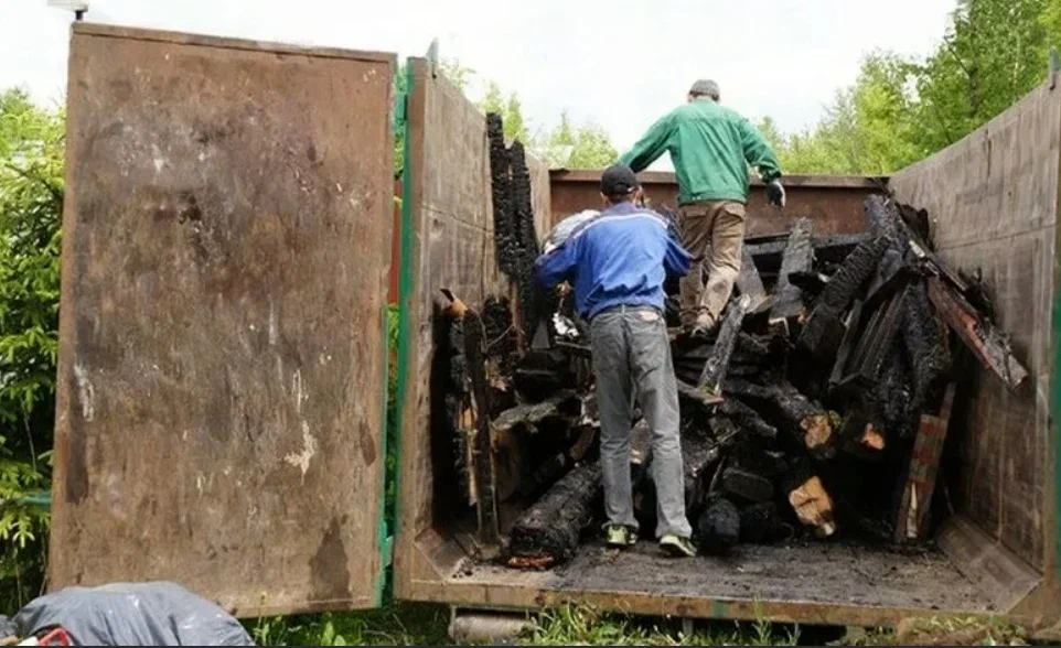 Вывоз мусора после пожара в Полевской от ПроМусор — уборка, утилизация, цена от 2515 руб