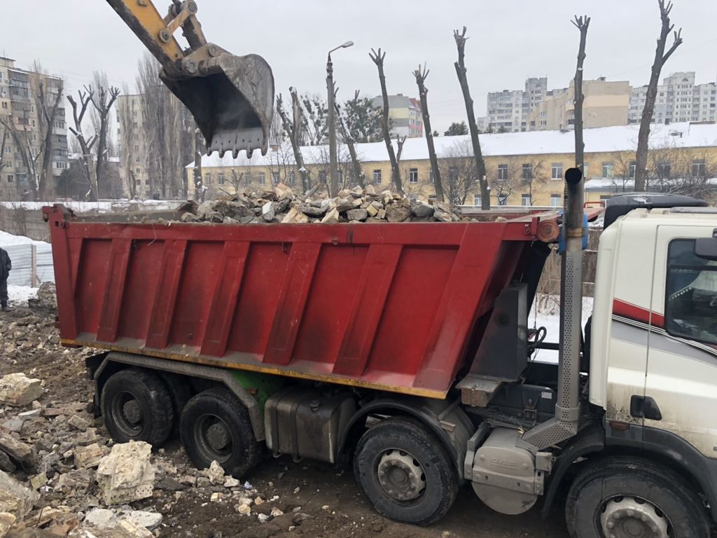 Вывоз мусора Камазом в Полевской в октябре
