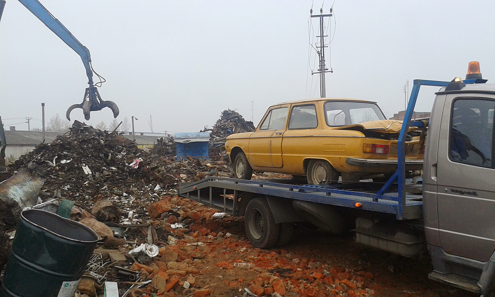 Вывоз старых автомобилей на утилизацию в Полевской от ПроМусор – утилизация автохлама и авто с вывозом от 308 руб